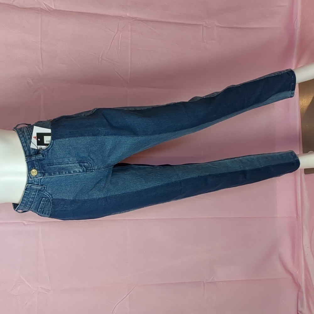 Nasty Gal Two Tone 100% Cotton Mom Jeans in Mid Blue Wash size 2
